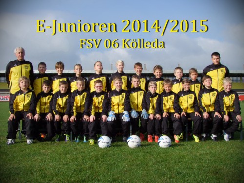 E-Junioren mit neuen Trainigsanzügen