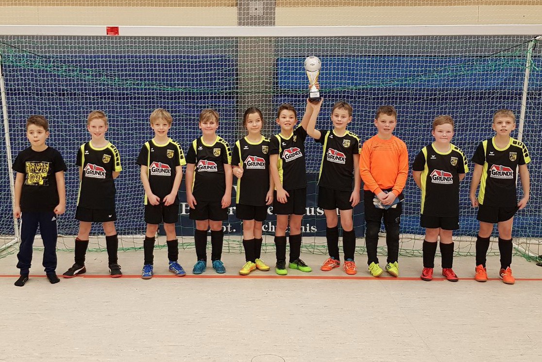 Kölledaer E-Jugend setzt sich gegen RB Leipzig und RWE durch