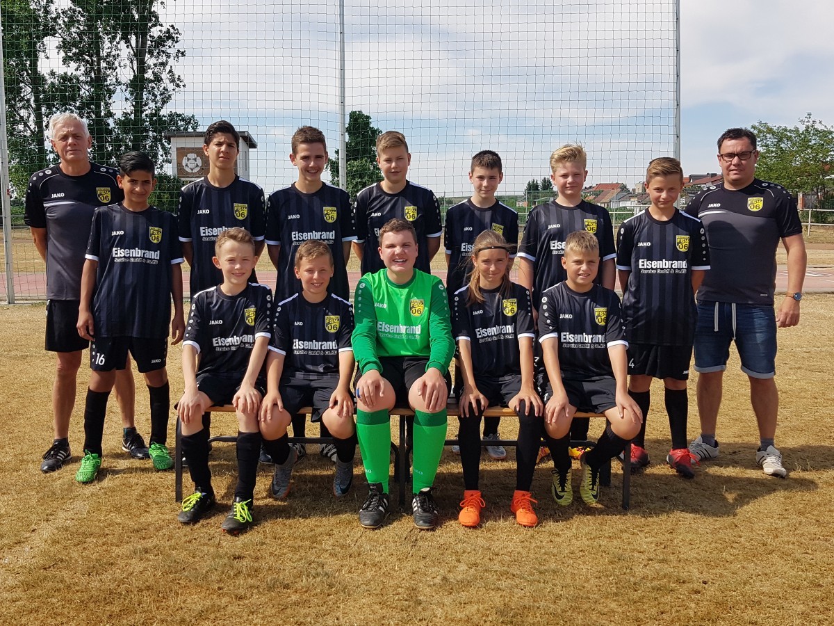 Neue Trikots für unsere D-Junioren