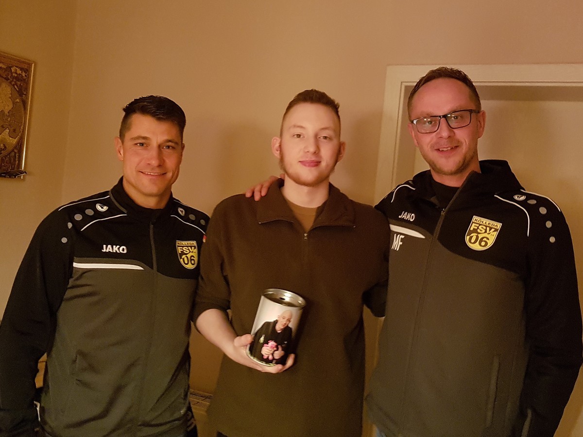 Spendenerlös übergeben