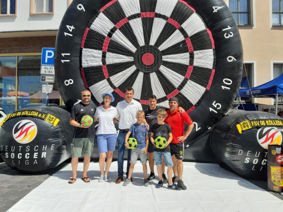 Fußball-Dart zum Wippertusfest